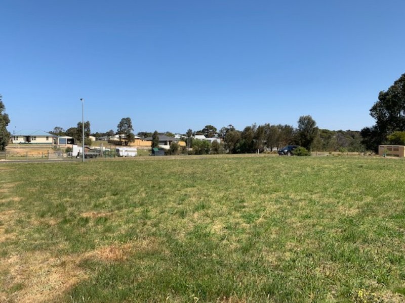 12 Falcon Grove, Metung VIC 3904