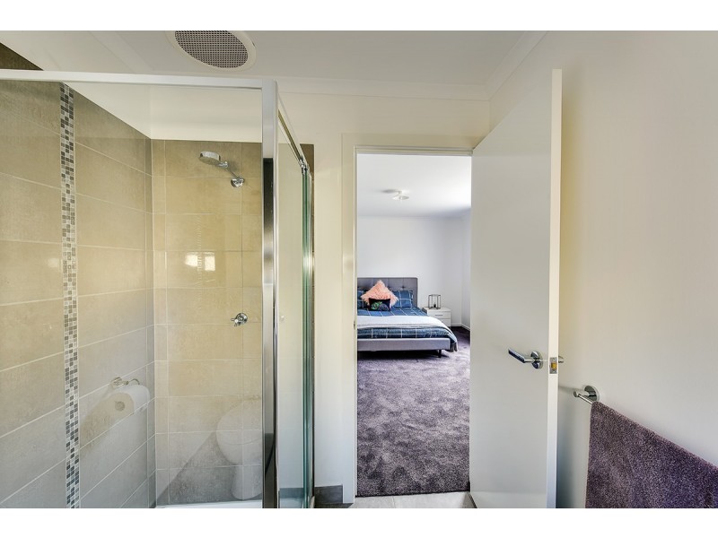 1 Curlew Grove, Metung VIC 3904