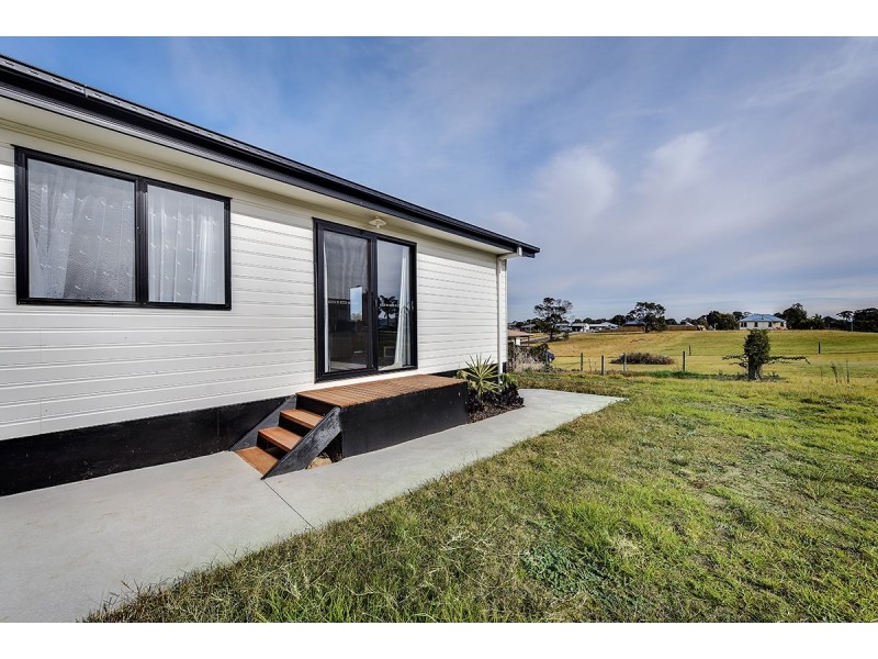 1 Curlew Grove, Metung VIC 3904