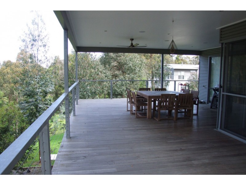 31 Gilsenans Drive, Metung VIC 3904