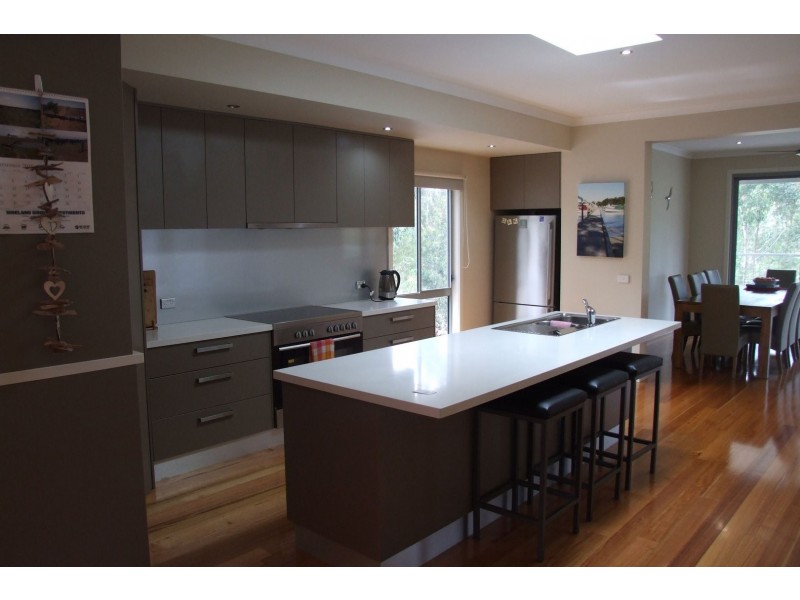 31 Gilsenans Drive, Metung VIC 3904