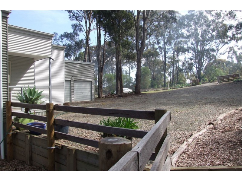 31 Gilsenans Drive, Metung VIC 3904