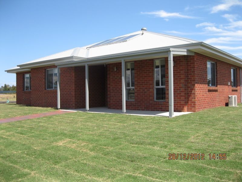 2 Pelican Court, Metung VIC 3904