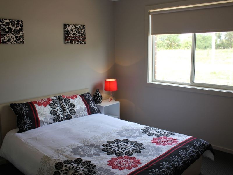17 Peter Road, Metung VIC 3904