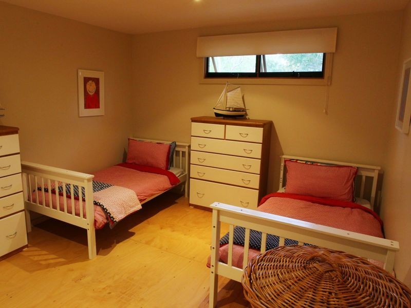 4 Lawrence Court, Metung VIC 3904