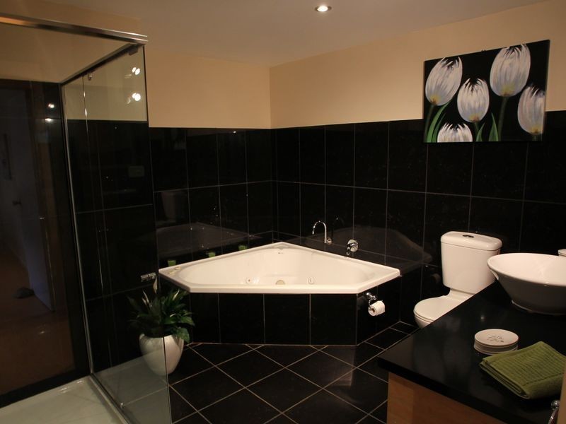 4 Lawrence Court, Metung VIC 3904