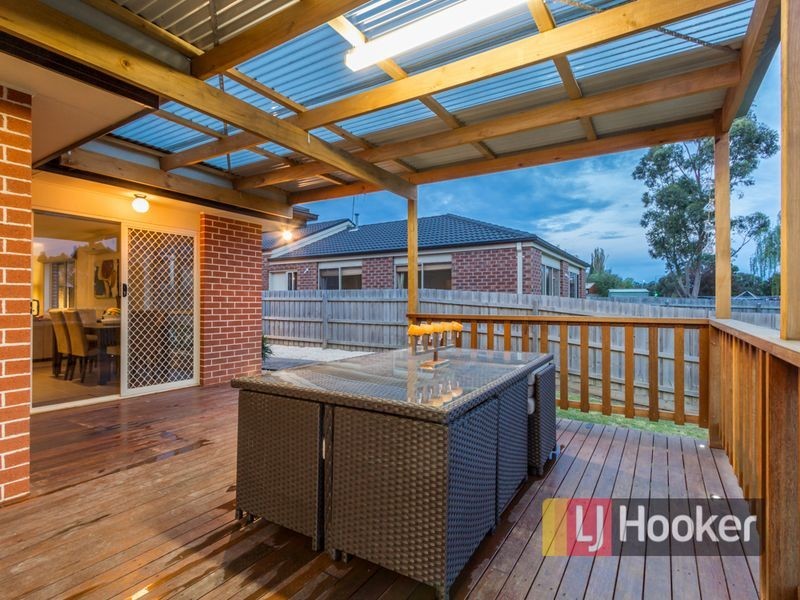 8A Ebony Drive, Pakenham VIC 3810