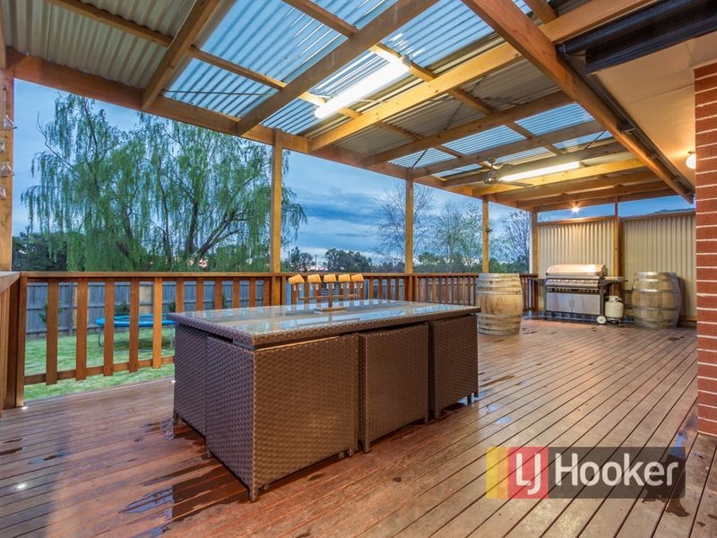 8A Ebony Drive, Pakenham VIC 3810