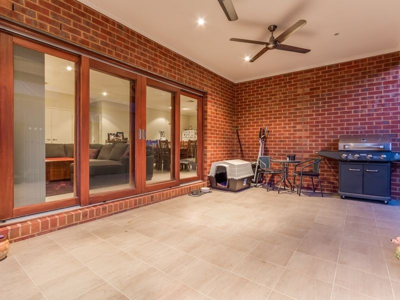 8 Sabina Road, Officer VIC 3809