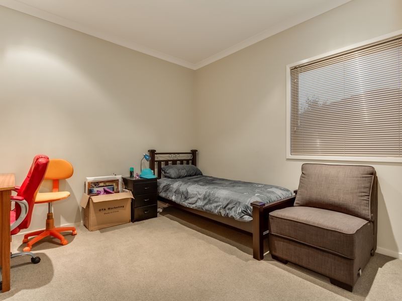 8 Sabina Road, Officer VIC 3809