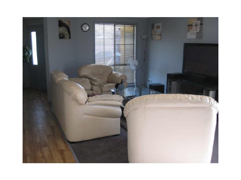 6 Como Chase, Pakenham VIC 3810