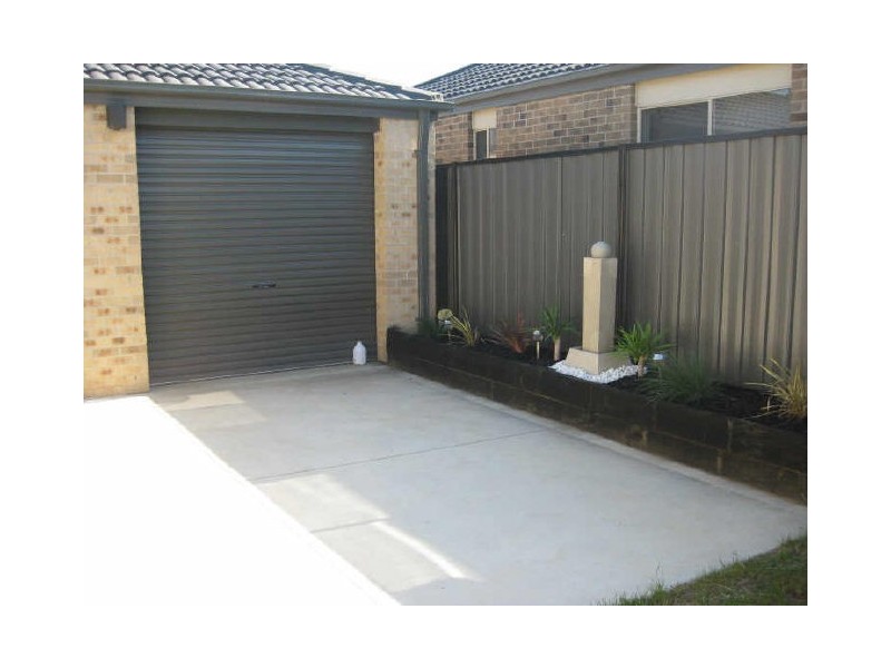 6 Como Chase, Pakenham VIC 3810