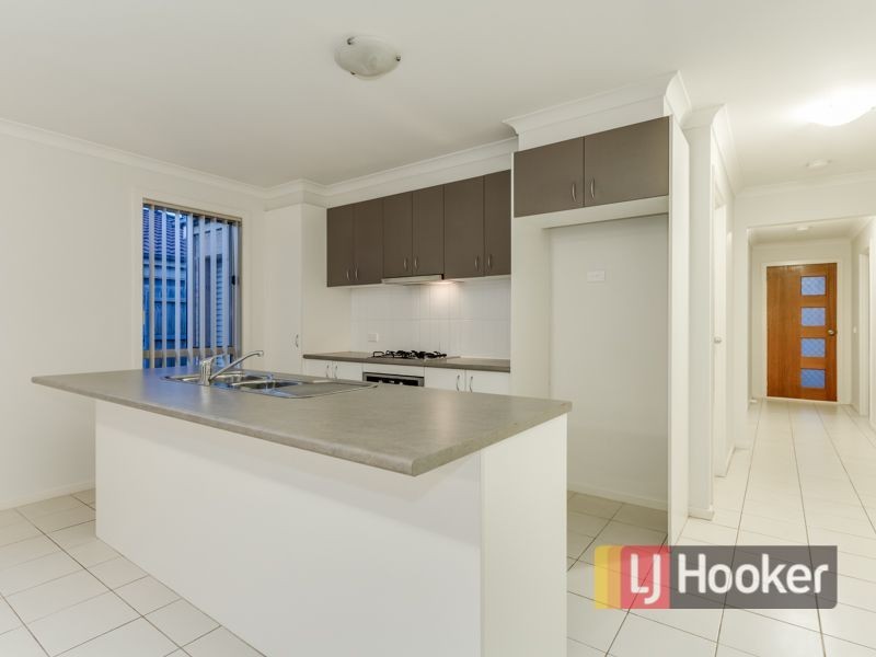 46 Grand Central Boulevard, Pakenham VIC 3810