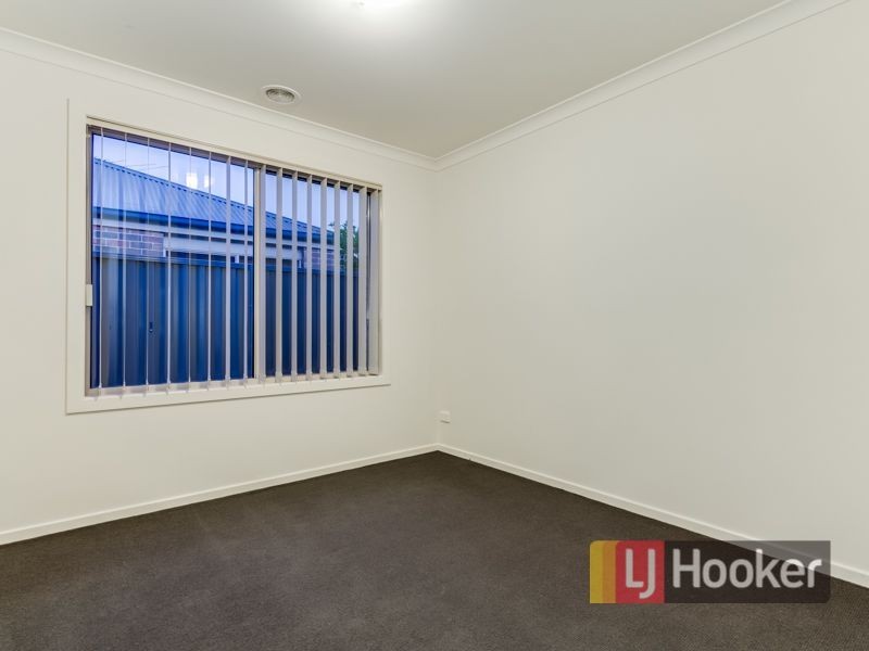 46 Grand Central Boulevard, Pakenham VIC 3810