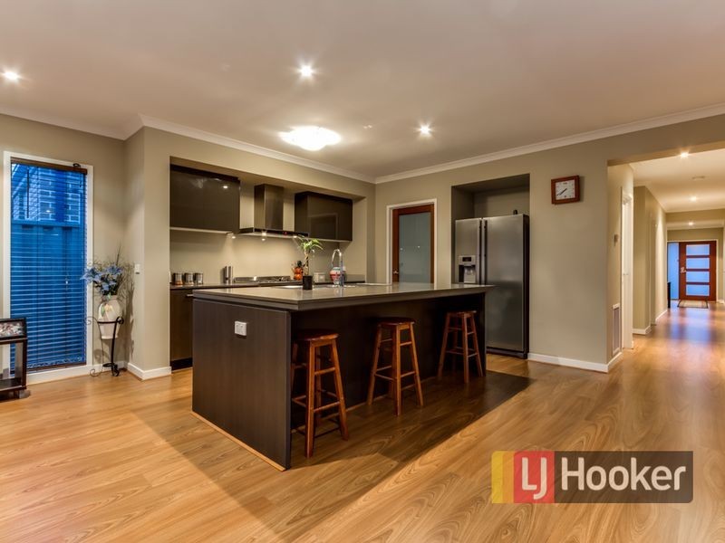 25 Moore Mews, Pakenham VIC 3810