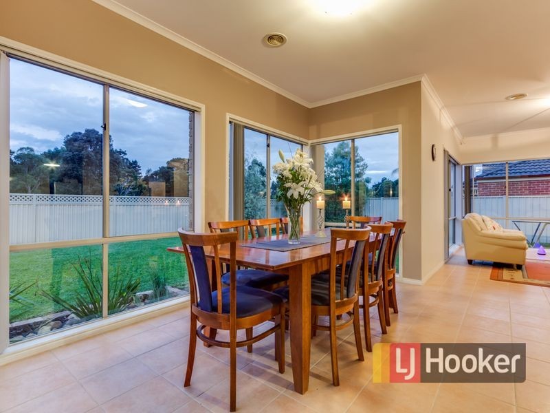 1 Hopkins Pass, Pakenham VIC 3810