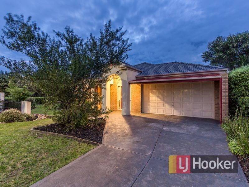 1 Hopkins Pass, Pakenham VIC 3810