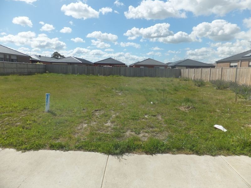 42 Peridot Avenue, Officer VIC 3809