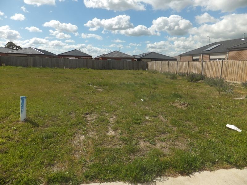 42 Peridot Avenue, Officer VIC 3809