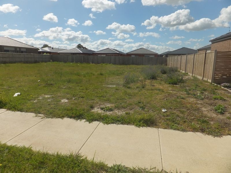 42 Peridot Avenue, Officer VIC 3809