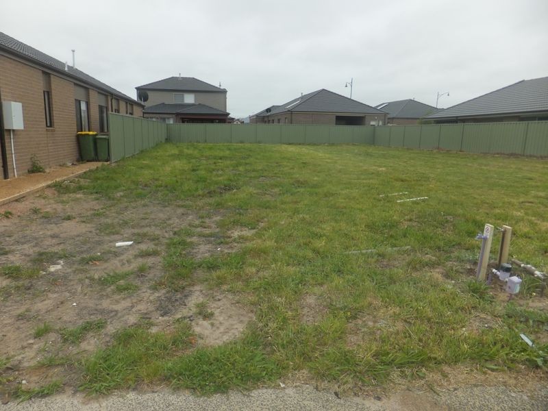 21 Stable Street, Pakenham VIC 3810