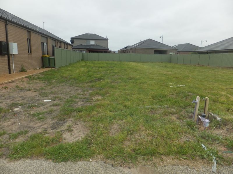 21 Stable Street, Pakenham VIC 3810