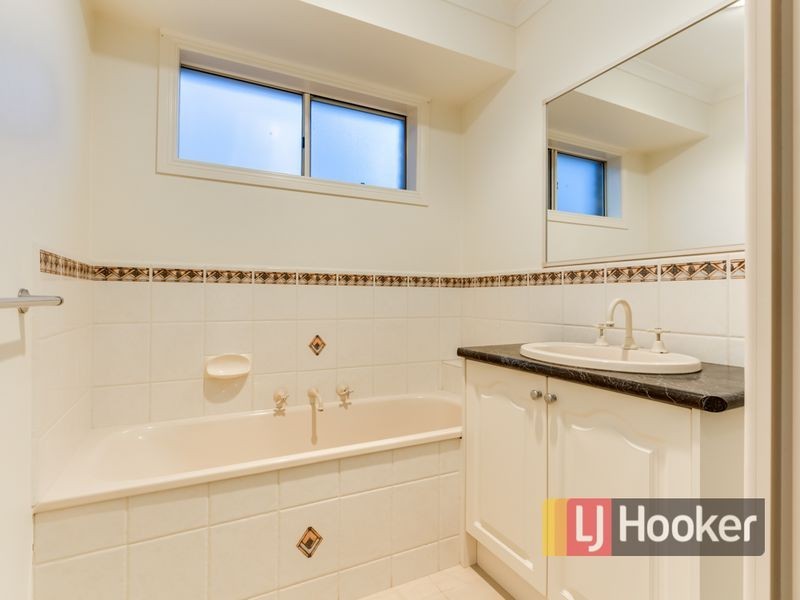 9 Mahogany Court, Pakenham VIC 3810