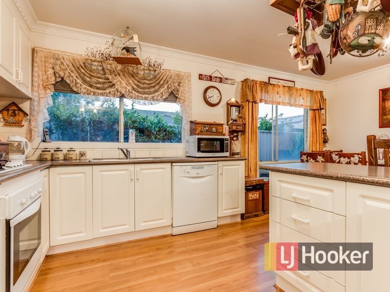 7 Spring Circuit, Pakenham VIC 3810