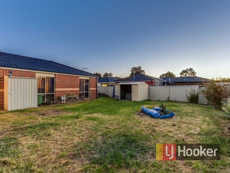 7 Spring Circuit, Pakenham VIC 3810