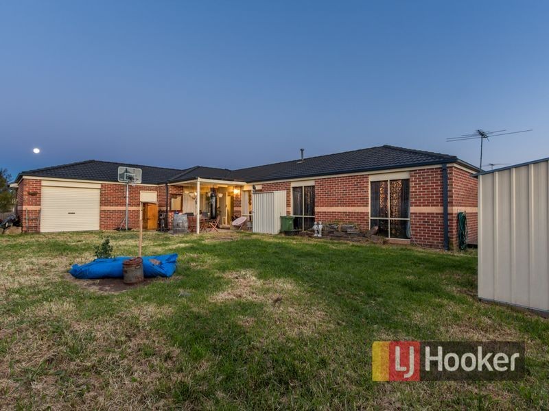 7 Spring Circuit, Pakenham VIC 3810