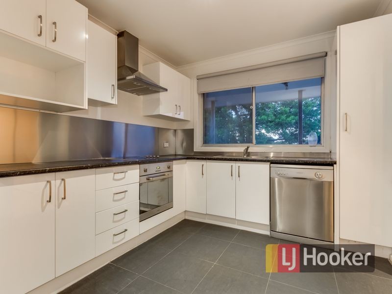 11 Leonard Court, Pakenham VIC 3810