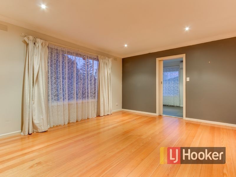 11 Leonard Court, Pakenham VIC 3810