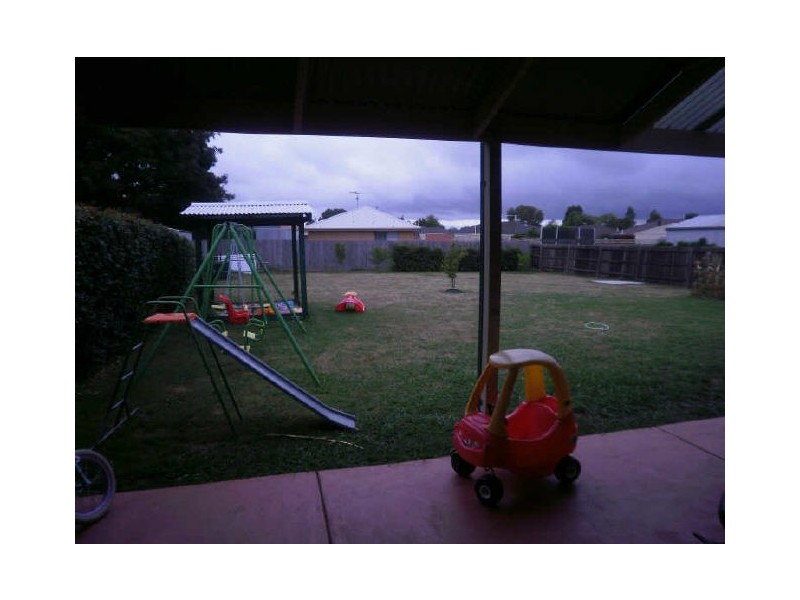 26 Simon Drive, Pakenham VIC 3810