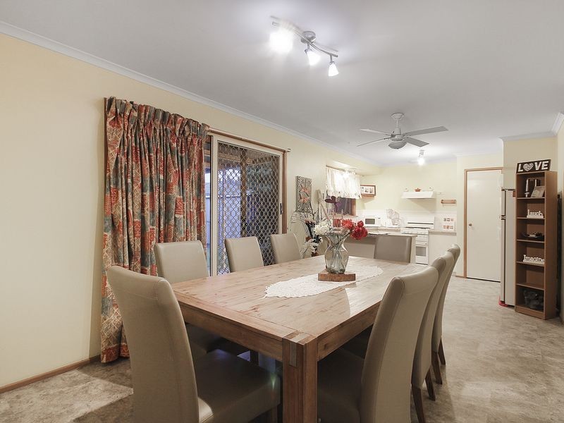 2A Parman Avenue, Pakenham VIC 3810