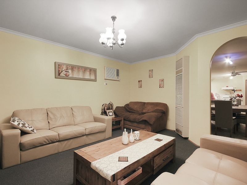 2A Parman Avenue, Pakenham VIC 3810