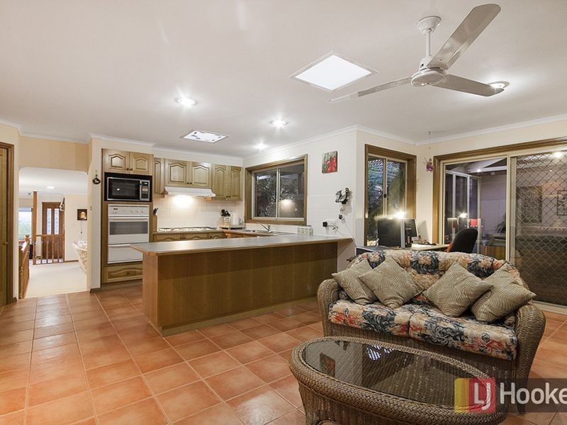 38 Aberdeen Heights, Pakenham VIC 3810