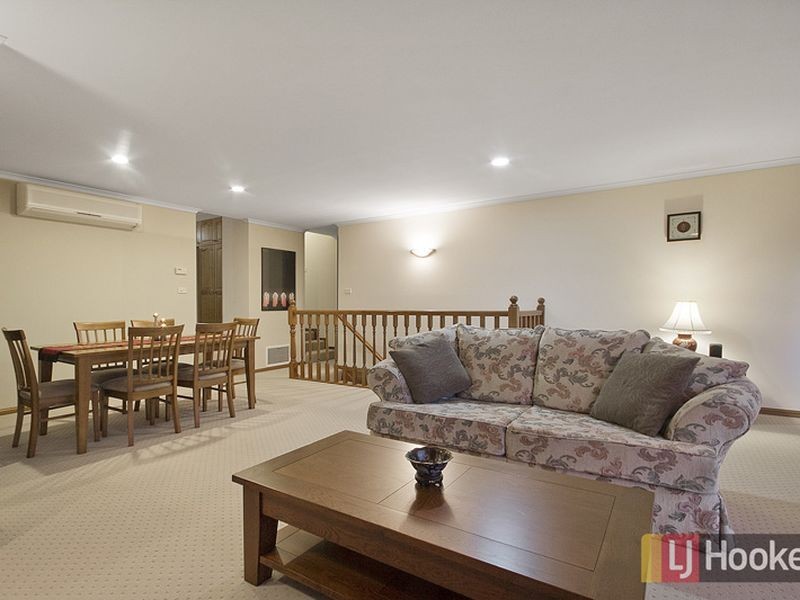 38 Aberdeen Heights, Pakenham VIC 3810