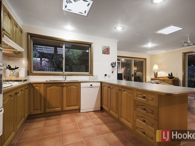 38 Aberdeen Heights, Pakenham VIC 3810