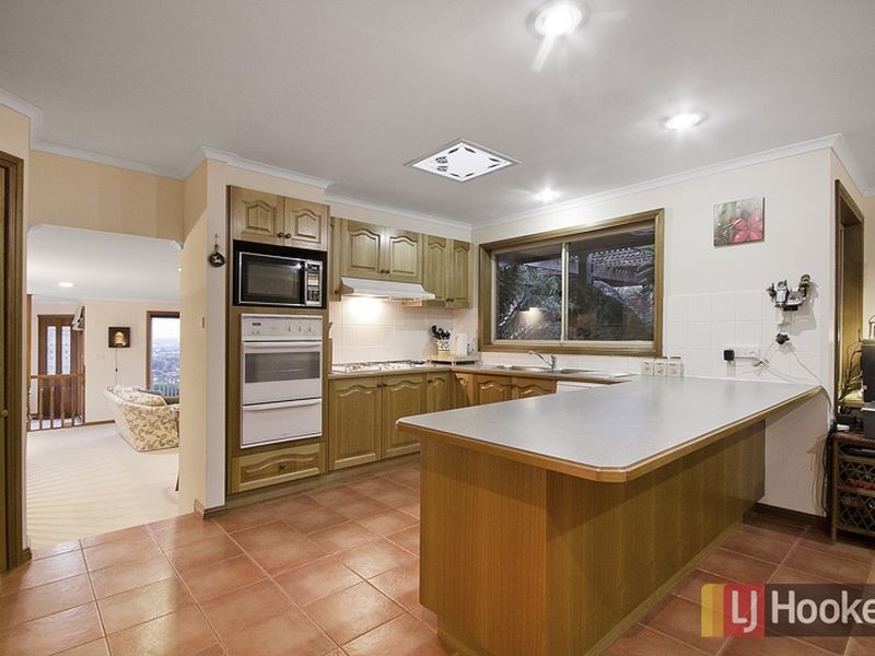 38 Aberdeen Heights, Pakenham VIC 3810