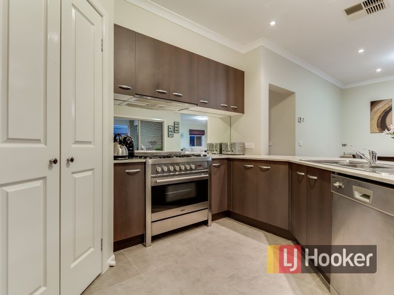 10 Withers Court, Pakenham VIC 3810