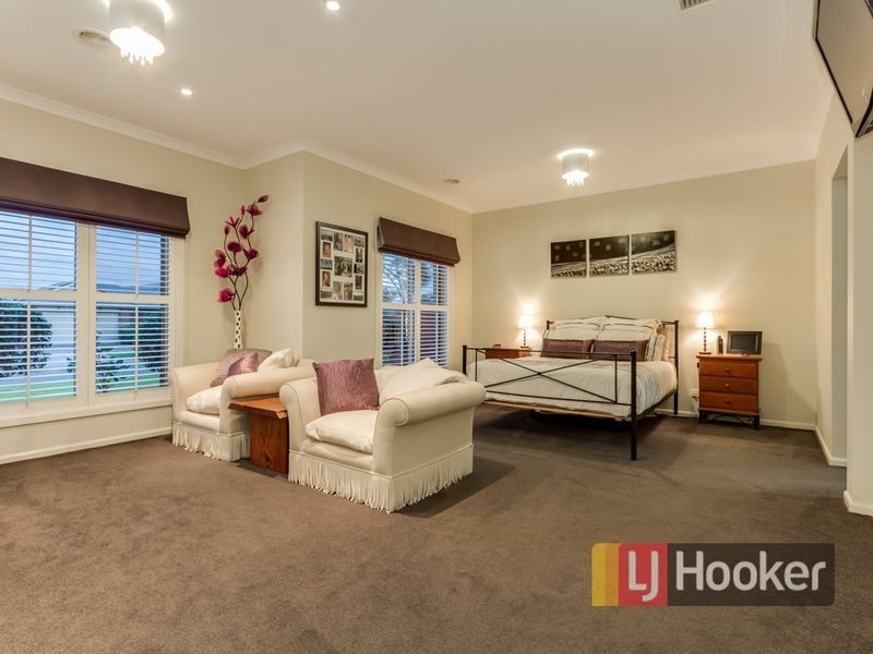 10 Withers Court, Pakenham VIC 3810