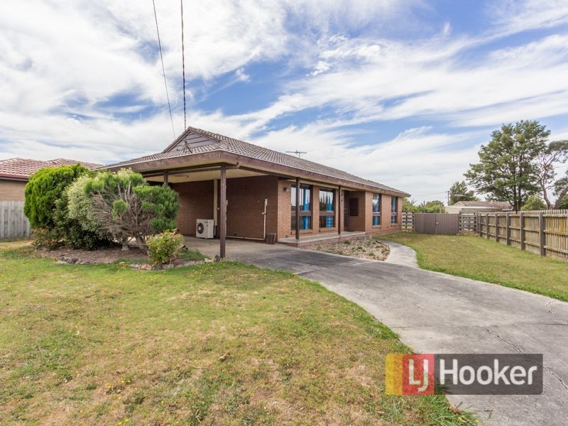 8 Rosalie Court, Pakenham VIC 3810