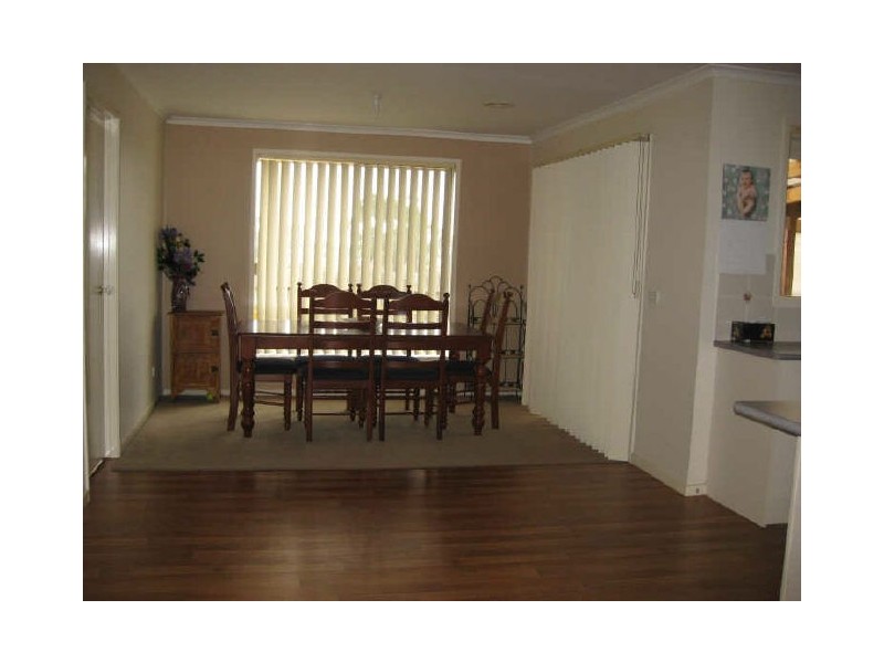 21 Pownceby Court, Pakenham VIC 3810