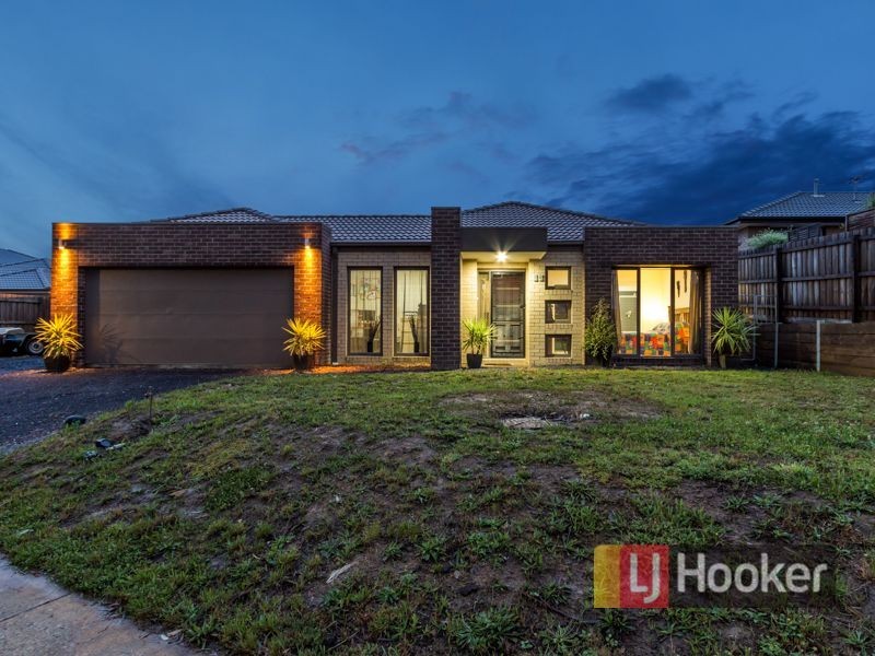 34 Chestnut Chase, Pakenham VIC 3810
