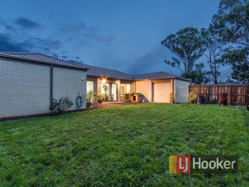34 Chestnut Chase, Pakenham VIC 3810