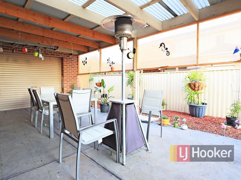 6 Viola Avenue, Pakenham VIC 3810