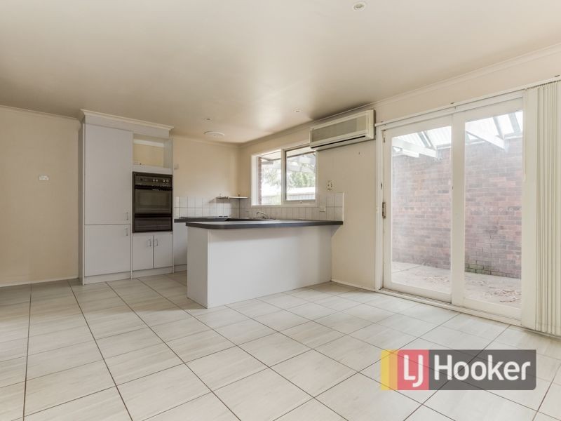 10 Eleanor Court, Pakenham VIC 3810