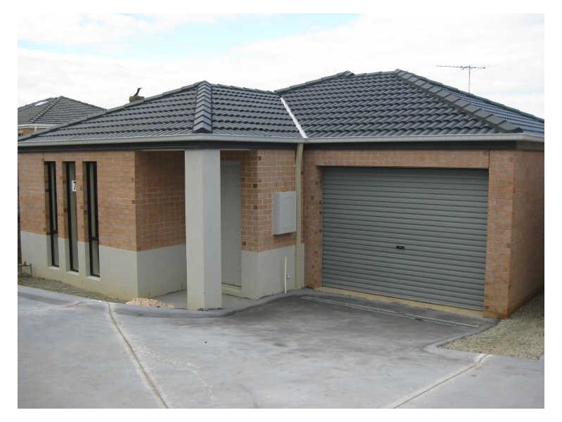 7/108 Ahern Road, Pakenham VIC 3810