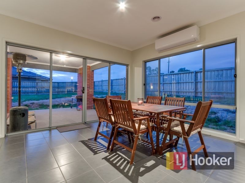 7 Cassowary Avenue, Pakenham VIC 3810