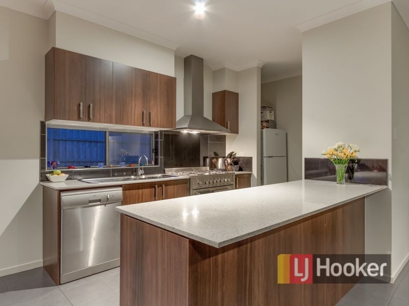 7 Cassowary Avenue, Pakenham VIC 3810